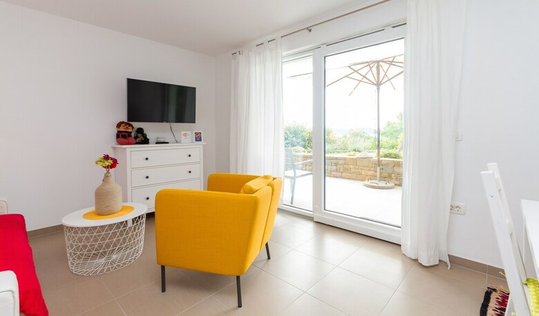 N&n Apartments & Rooms