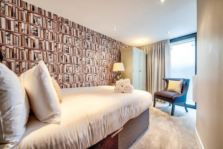 Stunning&modern 3bedroom Mews House With Parking