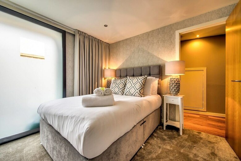 Stunning&modern 3bedroom Mews House With Parking