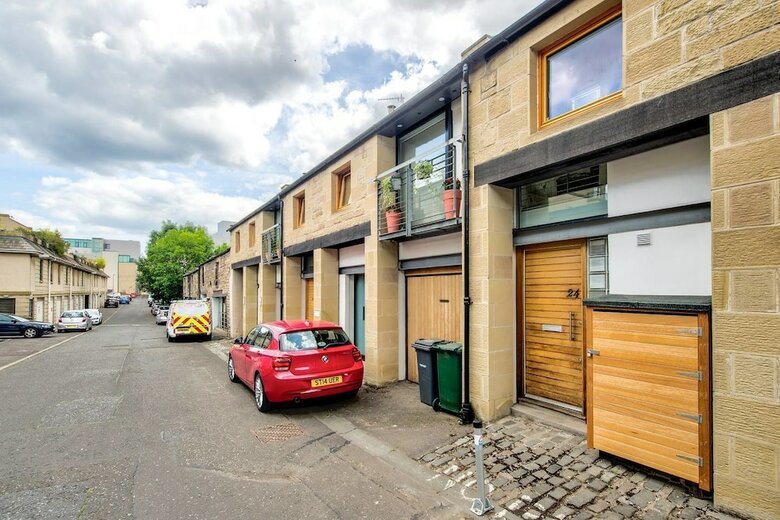 Stunning&modern 3bedroom Mews House With Parking