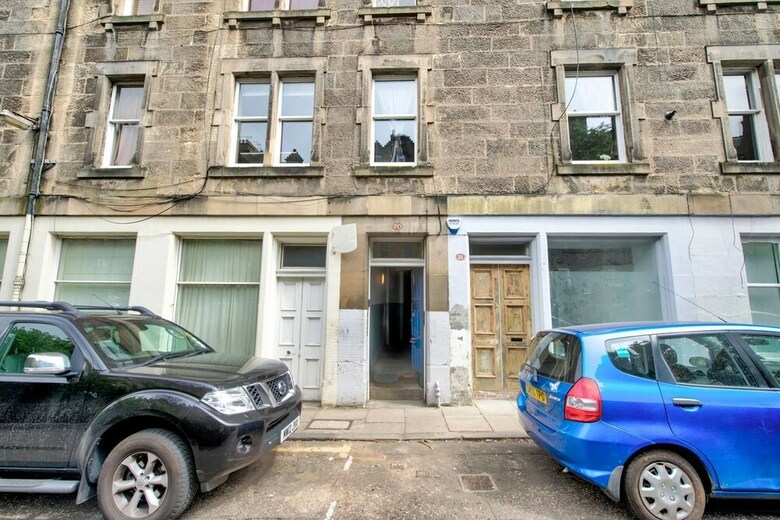 Victorian Apartment In Lively Marchmont