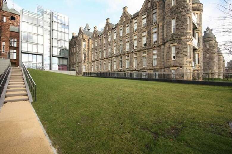 Modern Yet Homely Quartermile Apartment With Elevator
