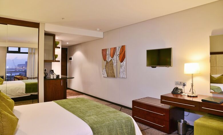 Premier Hotel East London Icc