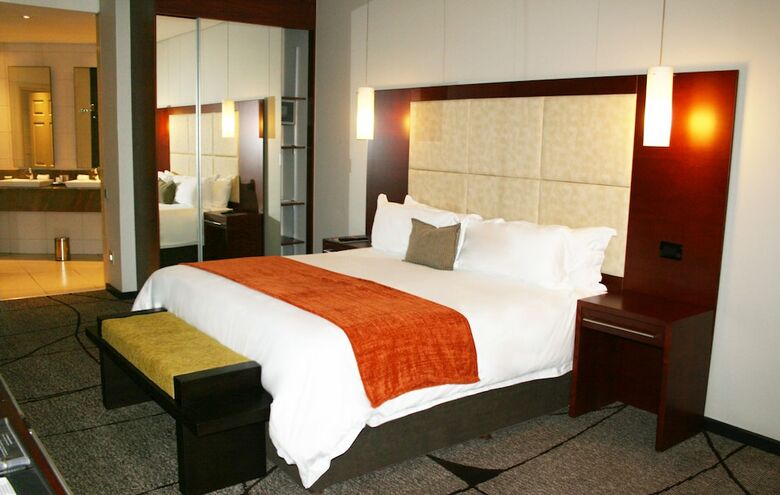 Premier Hotel East London Icc