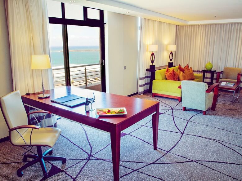 Premier Hotel East London Icc