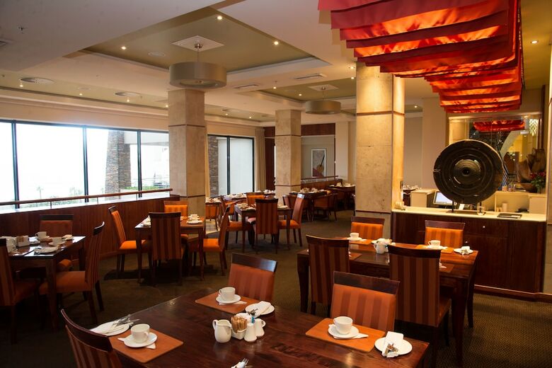 Premier Hotel East London Icc