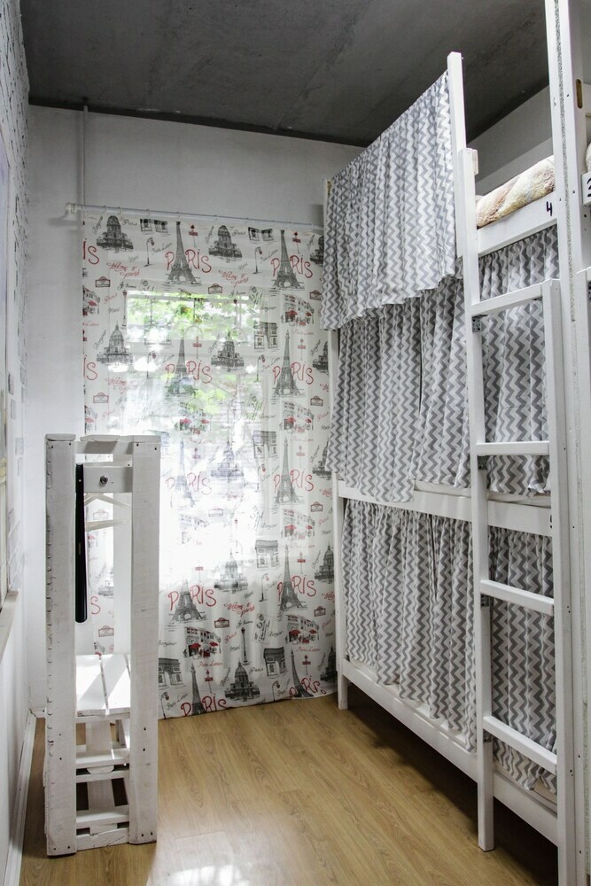 Hostal Loftworld - Hostel