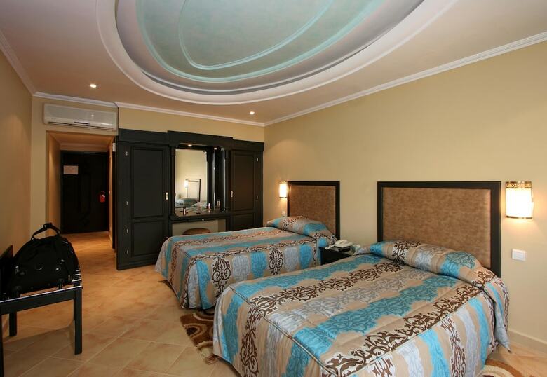 Hotel Tghat