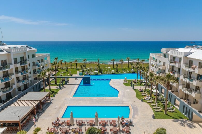 Blue Lagoon Kosher Hotel
