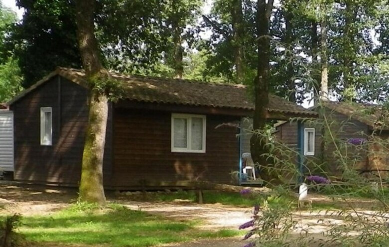 Camping Les Chalets Sur La Dordogne