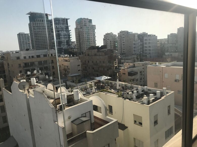 Kav Apartments - Allenby St. 20