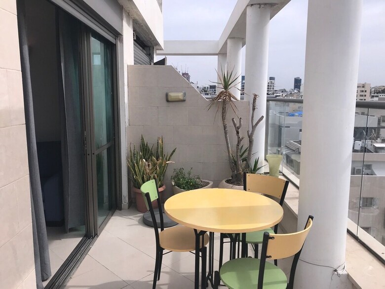Kav Apartments - Allenby St. 20
