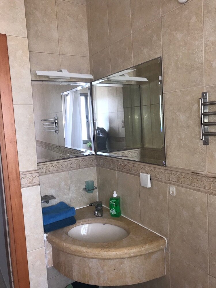 Kav Apartments - Allenby St. 20