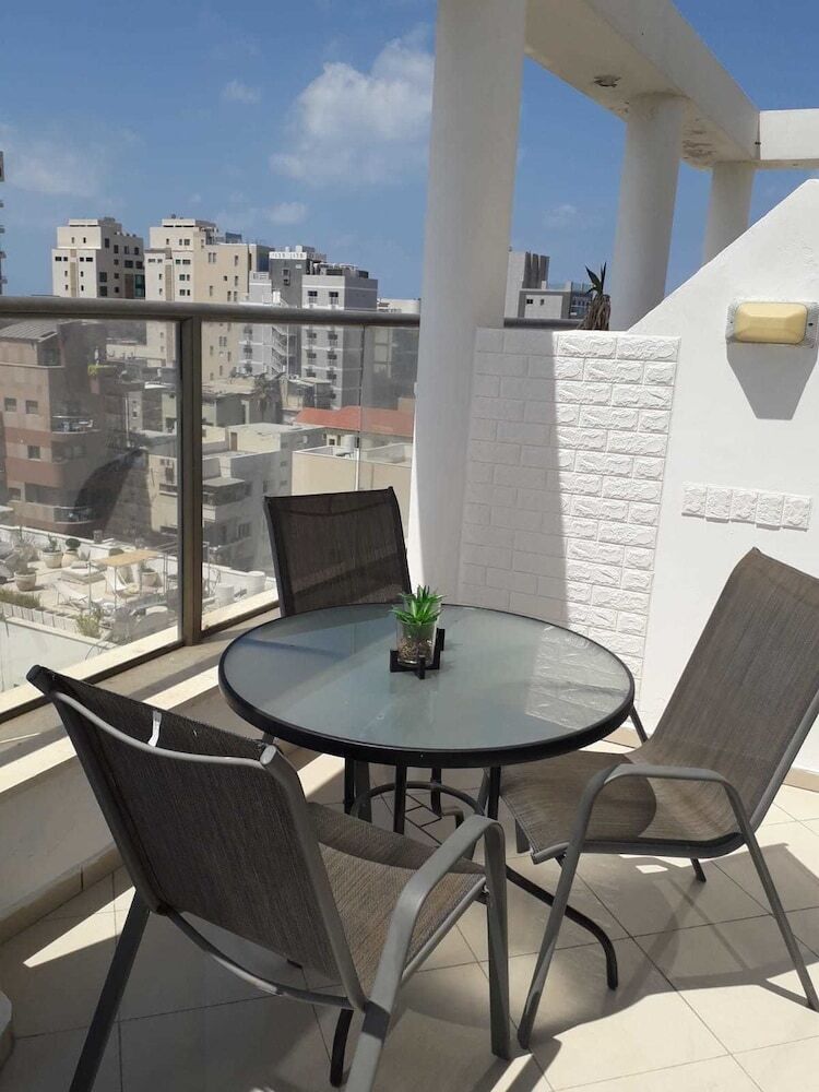Kav Apartments - Allenby St. 20
