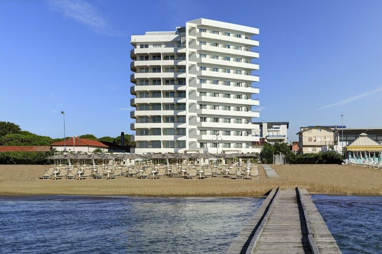 Adriatic Palace Hotel