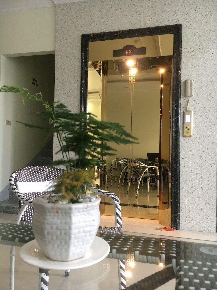May House Hotel