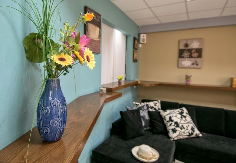 Aloe Apartments & Studios