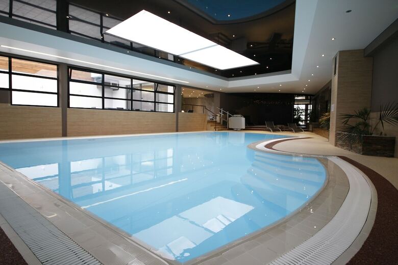 Hotel H�tel Les Aliz�s