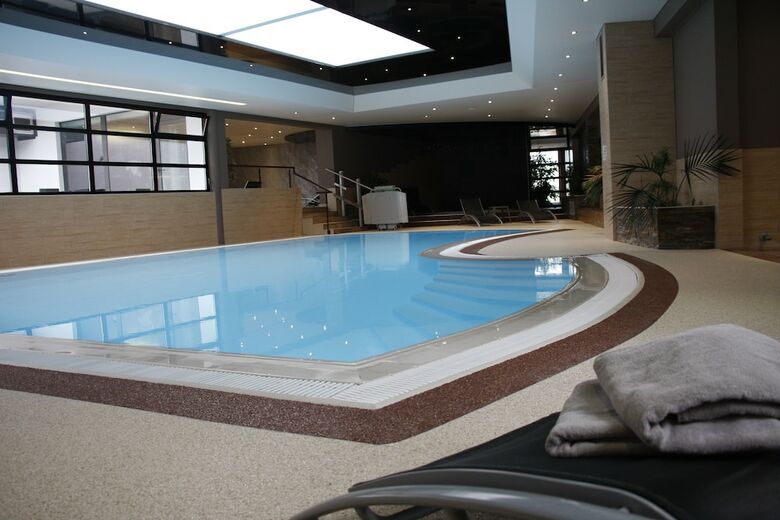 Hotel H�tel Les Aliz�s
