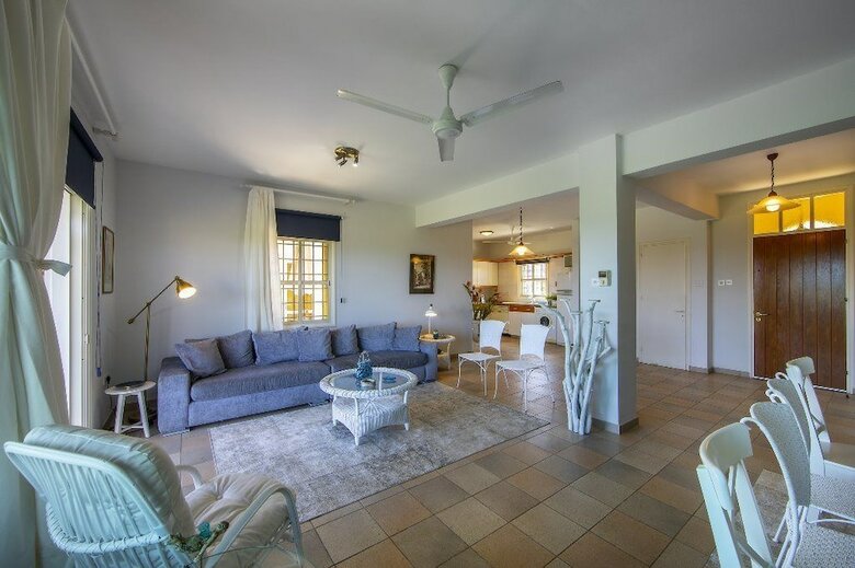 Villa Sirina Waterfront House
