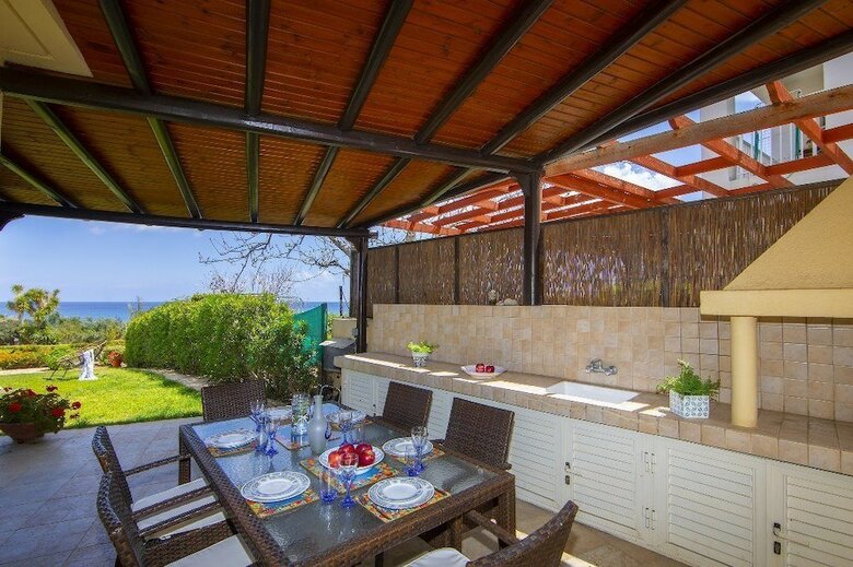 Villa Sirina Waterfront House