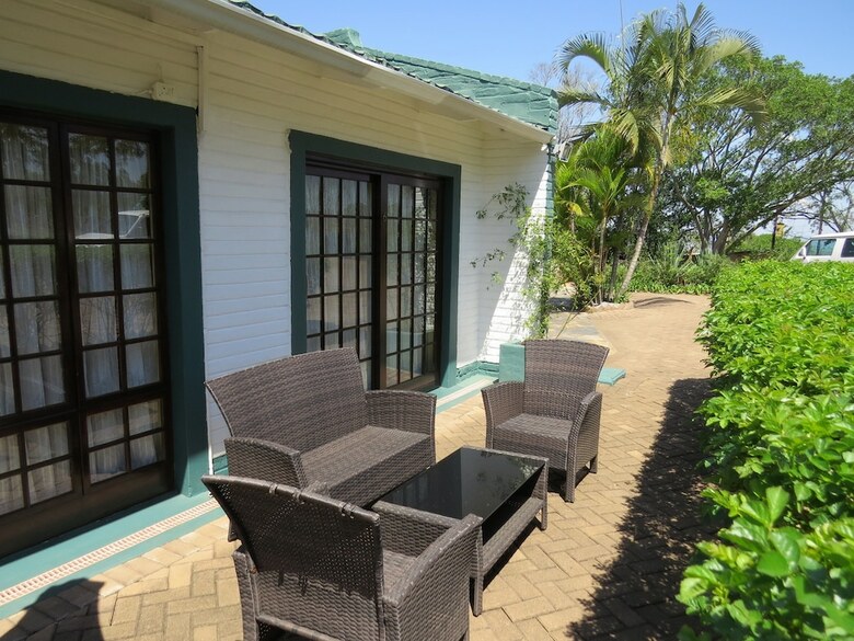 Hotel White House Lodge