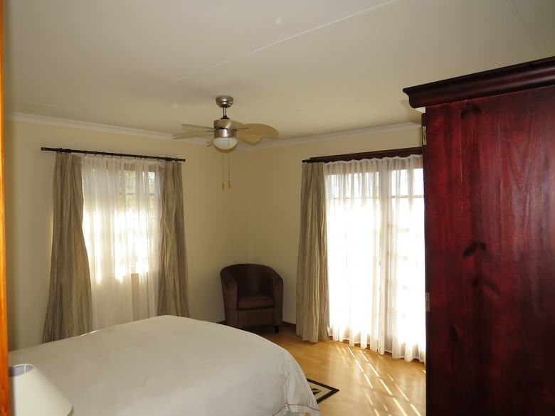 Hotel White House Lodge