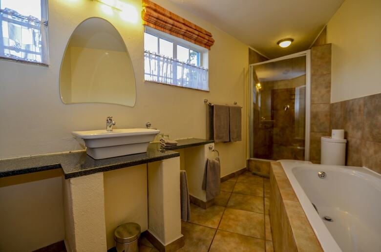 Hotel White House Lodge