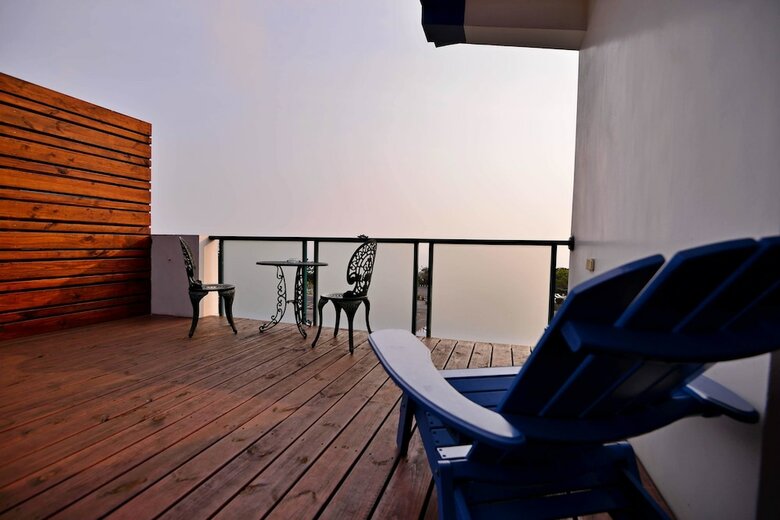 Kenting Coral Sea Resort Hotel