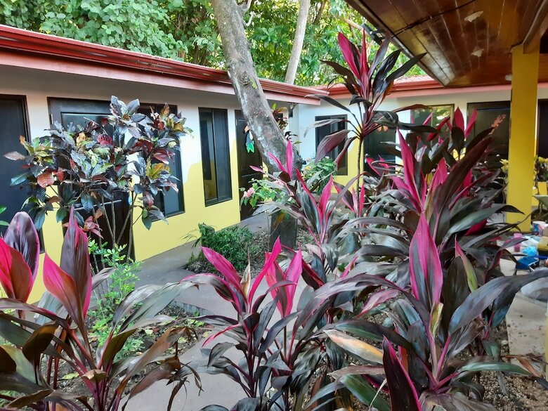 Posada Salt Life Family Lodge
