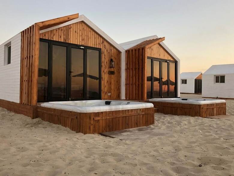 Hotel Nirvana Wellness Huts - White Bay