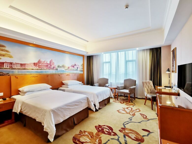 Vienna Hotel Foshan Xiqiao Mountain