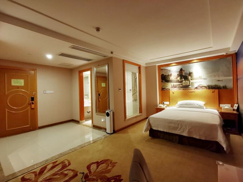 Vienna Hotel Foshan Xiqiao Mountain