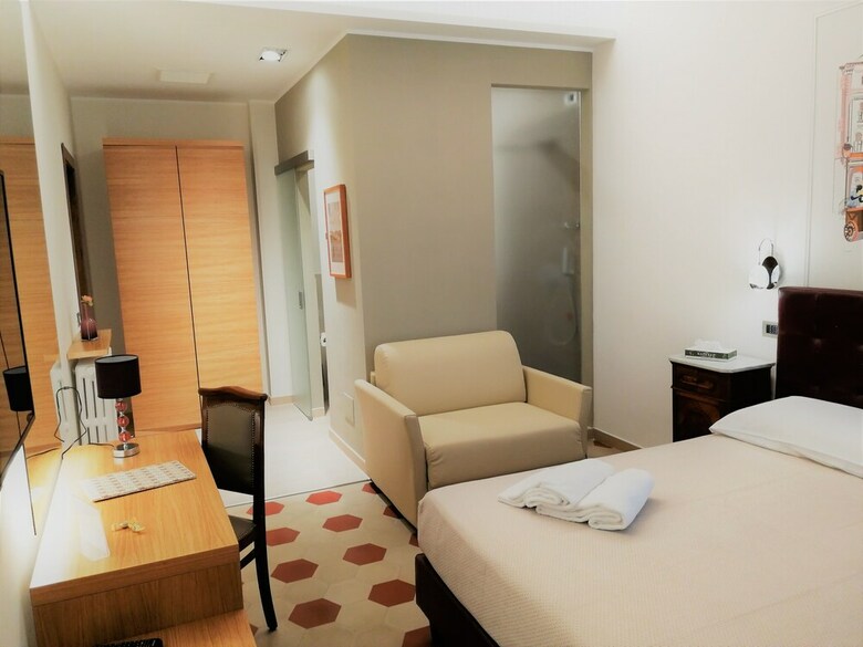 Bed & Breakfast Portica 10
