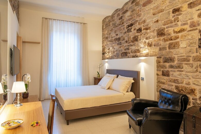 Bed & Breakfast Portica 10