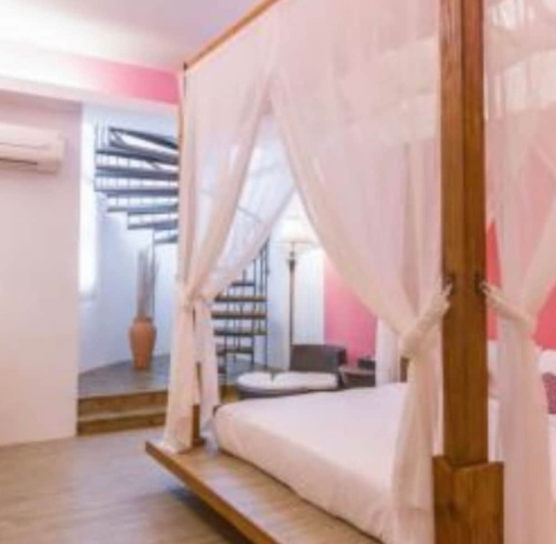 Hotel Bali Castle B&B