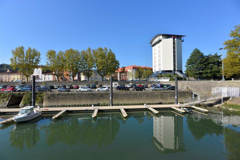 Kyriad Hotel Lyon Givors