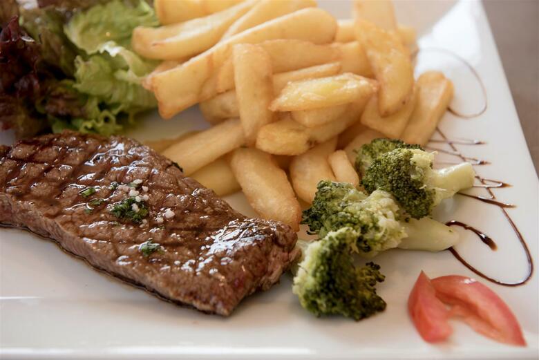 Kyriad Hotel Lyon Givors