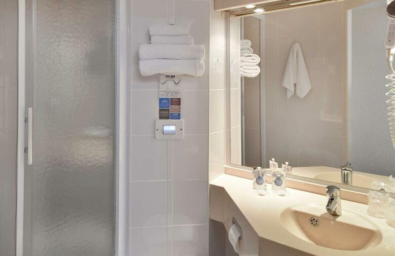 Kyriad Hotel Lyon Givors
