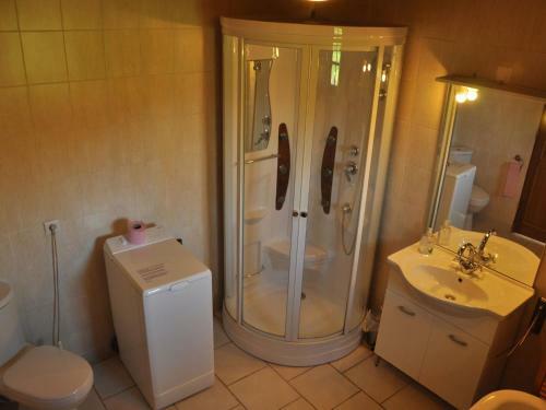 Holiday Home Le Jonquet St Germain Du Pert