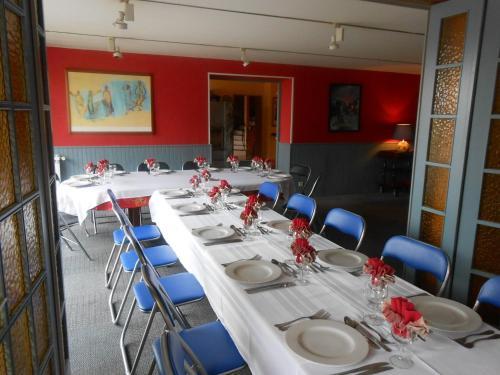 Hotel Le Logis Des Pr�s Braheux