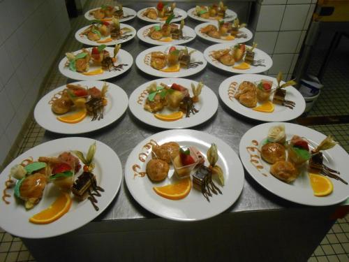 Hotel Le Logis Des Pr�s Braheux