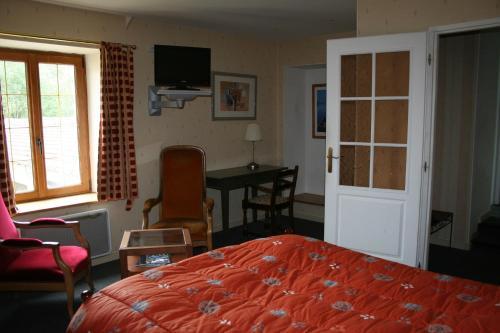 Hotel Le Logis Des Pr�s Braheux