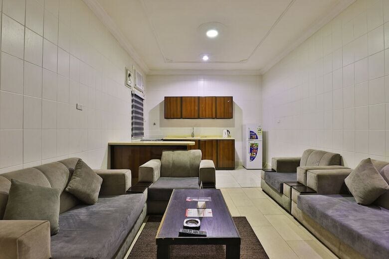 Apartamento Oyo 209 Mayar International Furnished 2