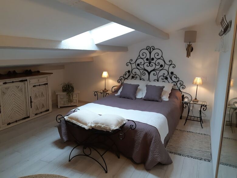 Villa La Licorne Piscine, Jacuzzi, Massages,tennis