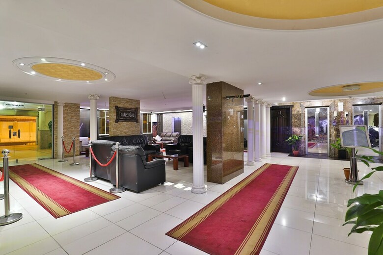 Oyo 215 Wassan International Hotel