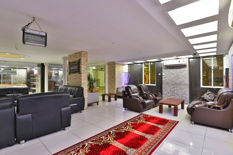 Oyo 215 Wassan International Hotel