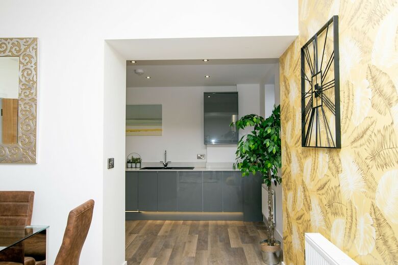 Rowan Tree Your Apartment