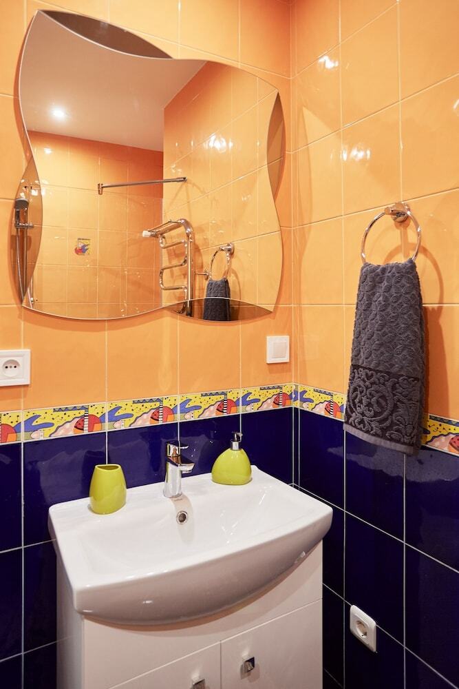 Flatsis Apartment Bazhanova 12