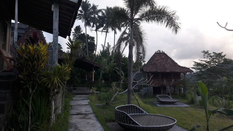 Hotel Kubu Taru